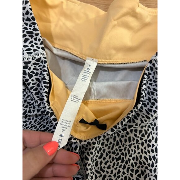 💗 LULULEMON Inspire Tight II Leggings Size 8 Miss Mosaic White Black Crop EEUC - Picture 2 of 3
